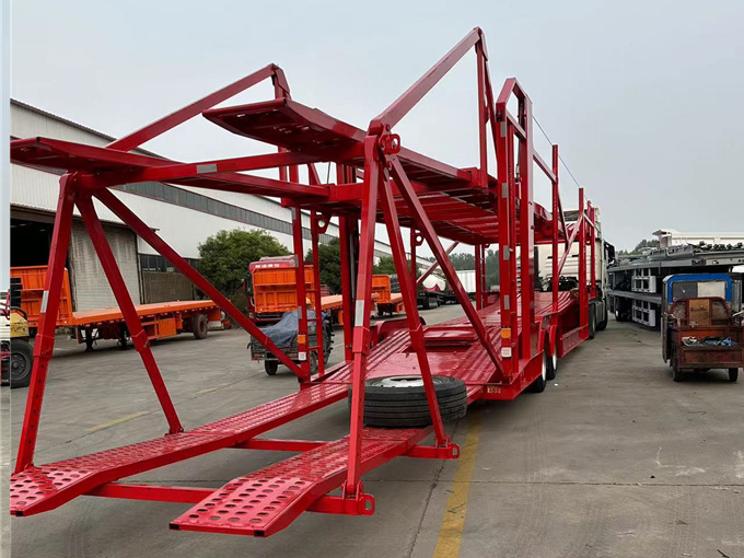 轎運(yùn)車(chē)